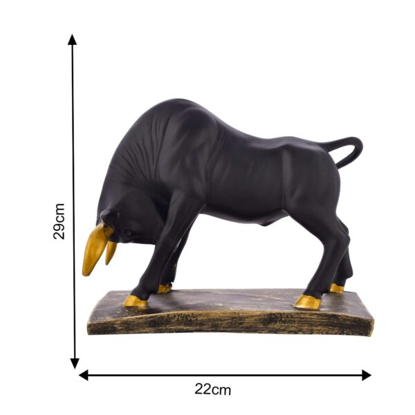 Bull Sculpture - Image 3